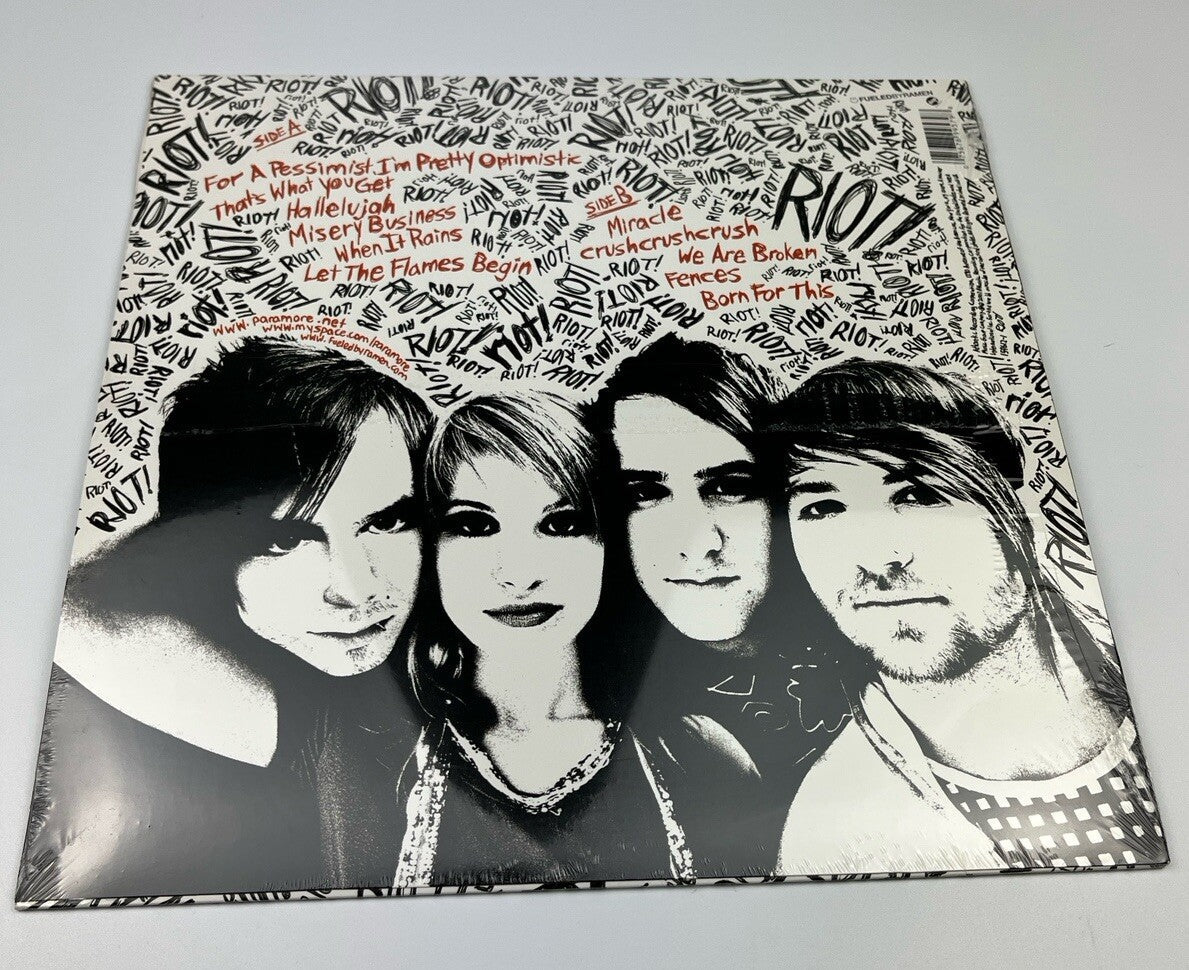 Paramore - Riot! (LP, Album, Ltd, Whi)