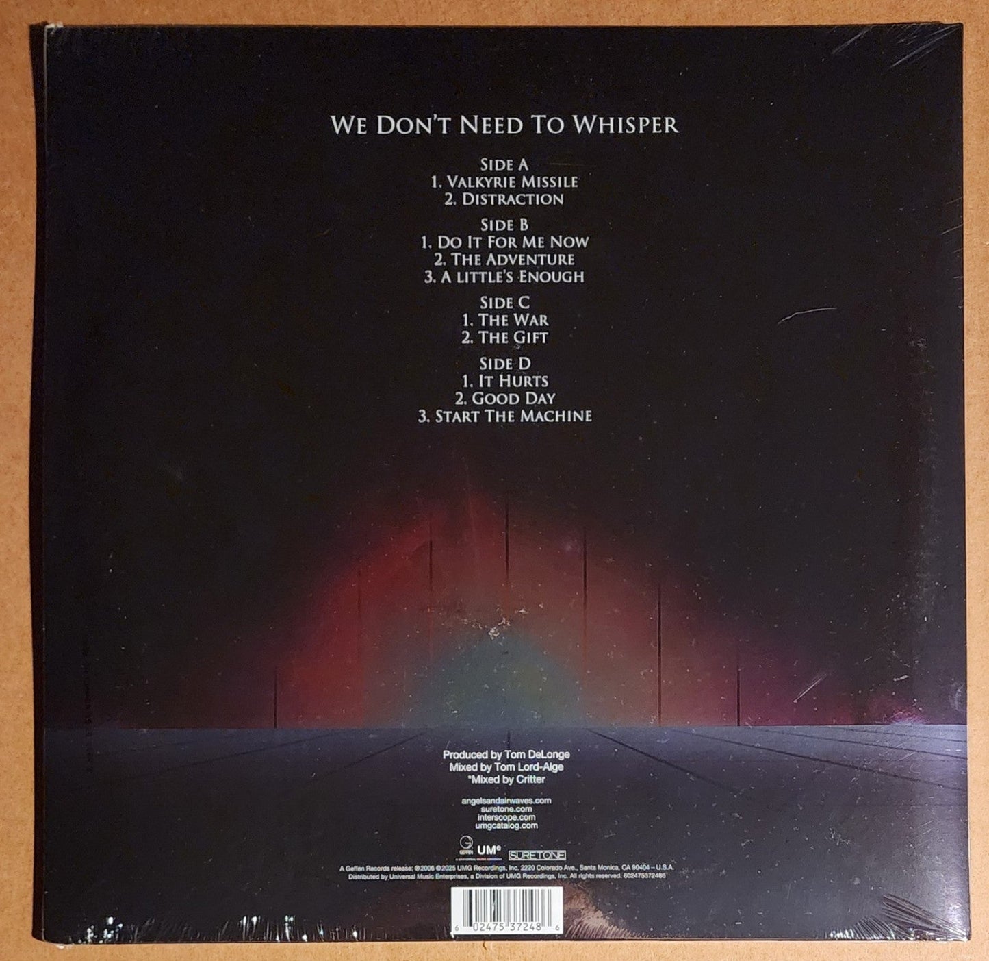 Angels & Airwaves - We Don't Need To Whisper (LP, Pur + LP, SSided, Etch, Pin + Album, RE)