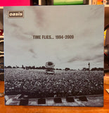 Oasis (2) - Time Flies... 1994-2009 (5xLP, Comp + Box)