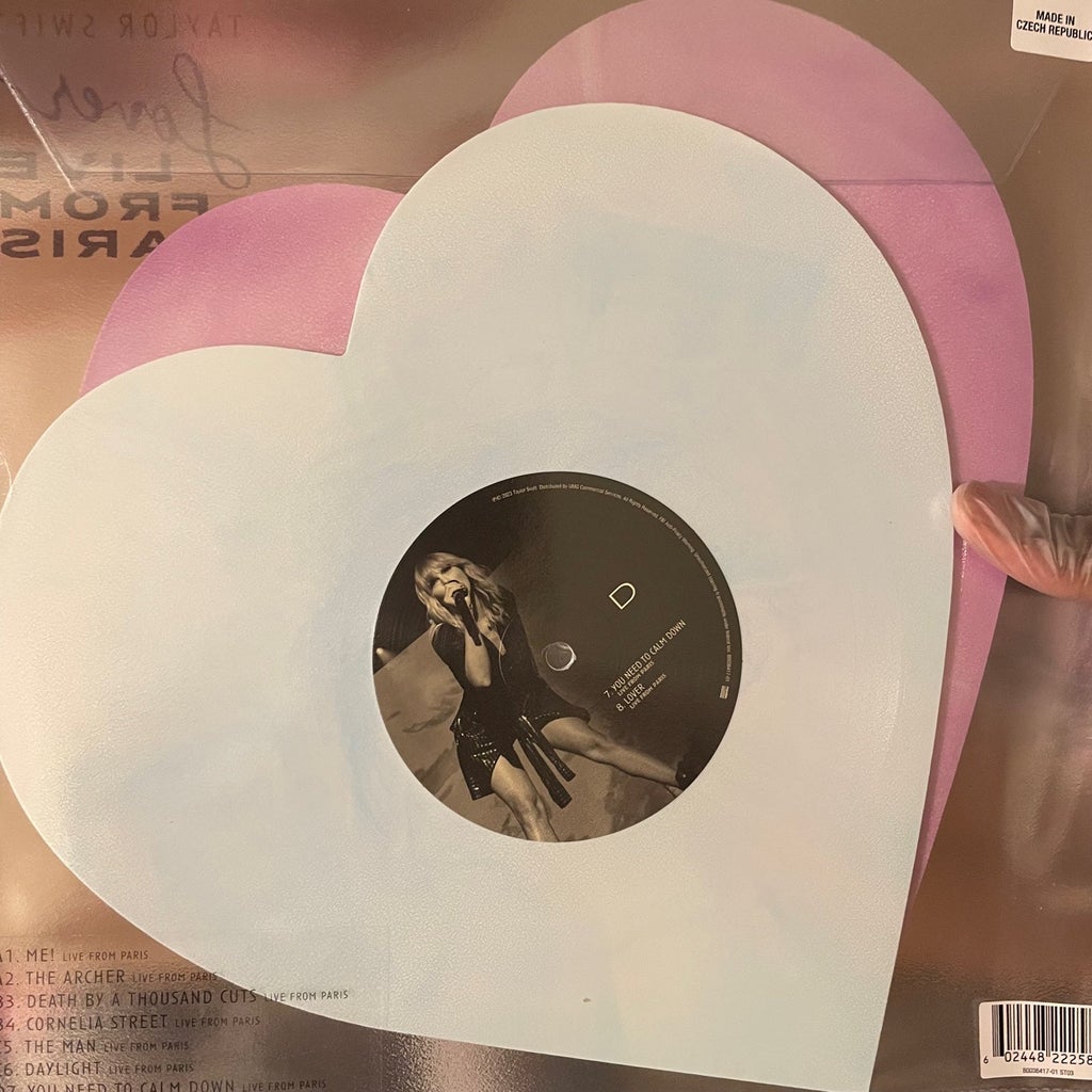 Taylor Swift's "Lover (Live from Paris)