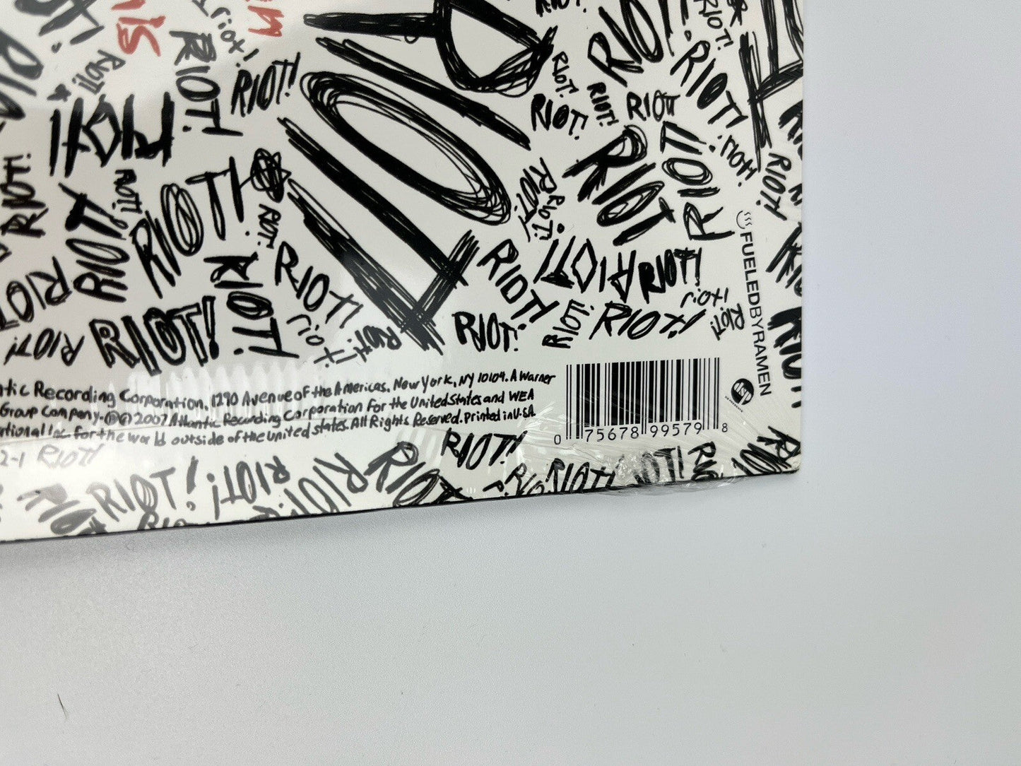 Paramore - Riot! (LP, Album, Ltd, Whi)